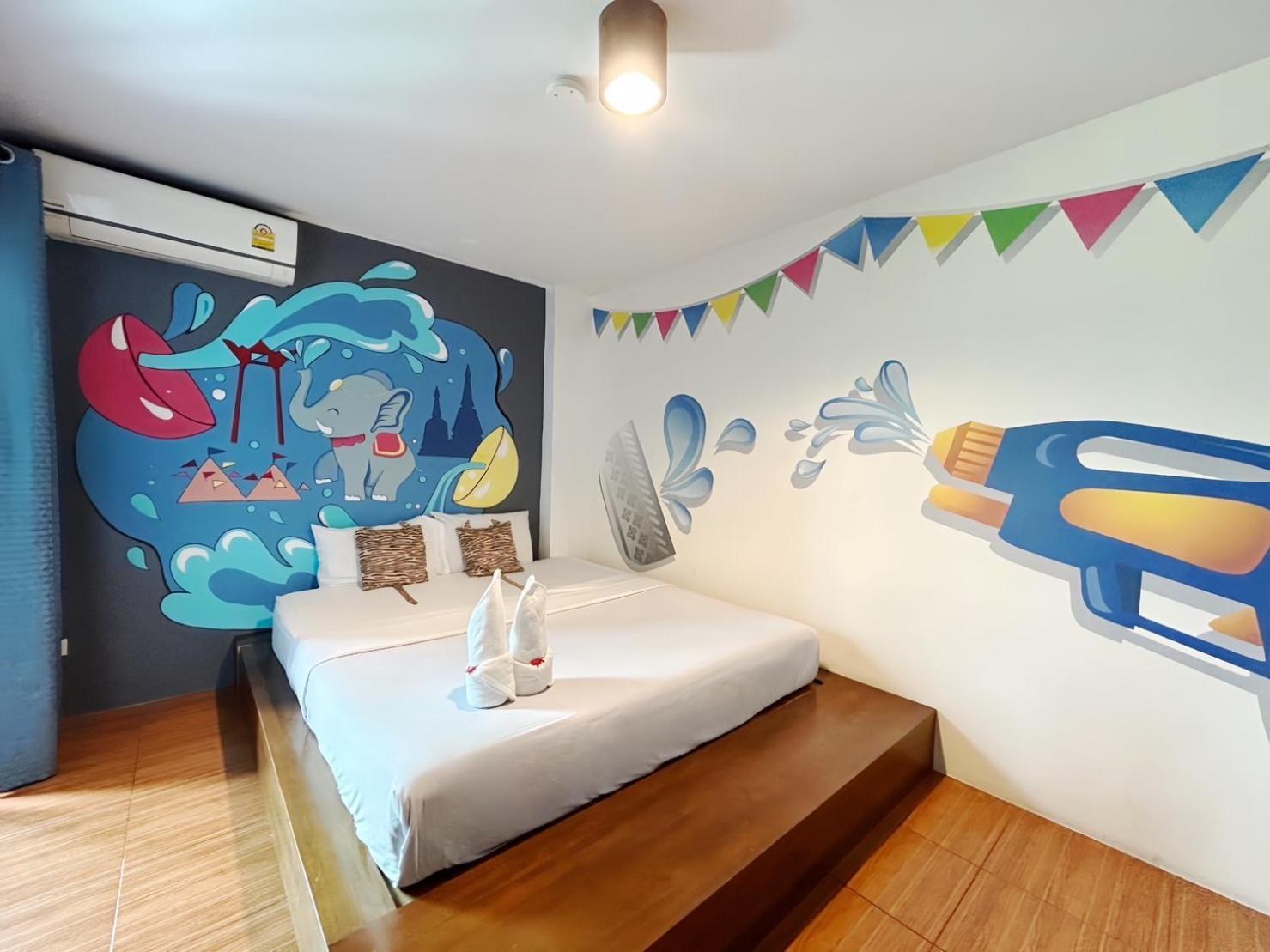 Hostal Hide *