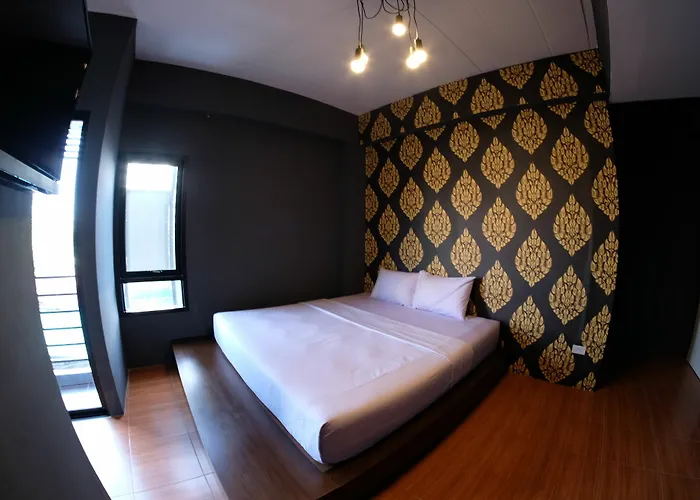 Hide Bangkok Hostel